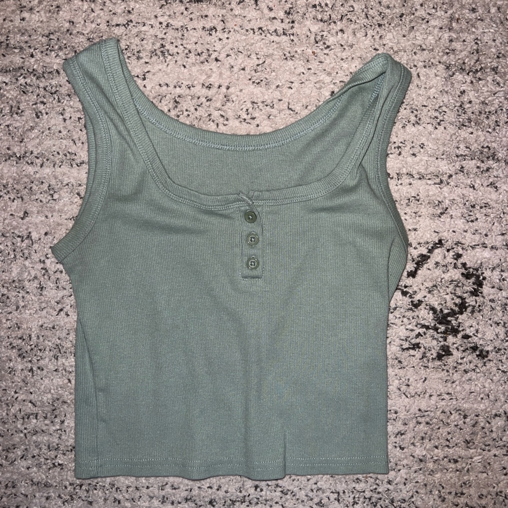 cropped tank